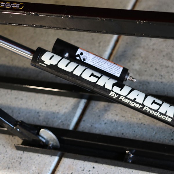 QuickJack's Hydraulic Cylinder